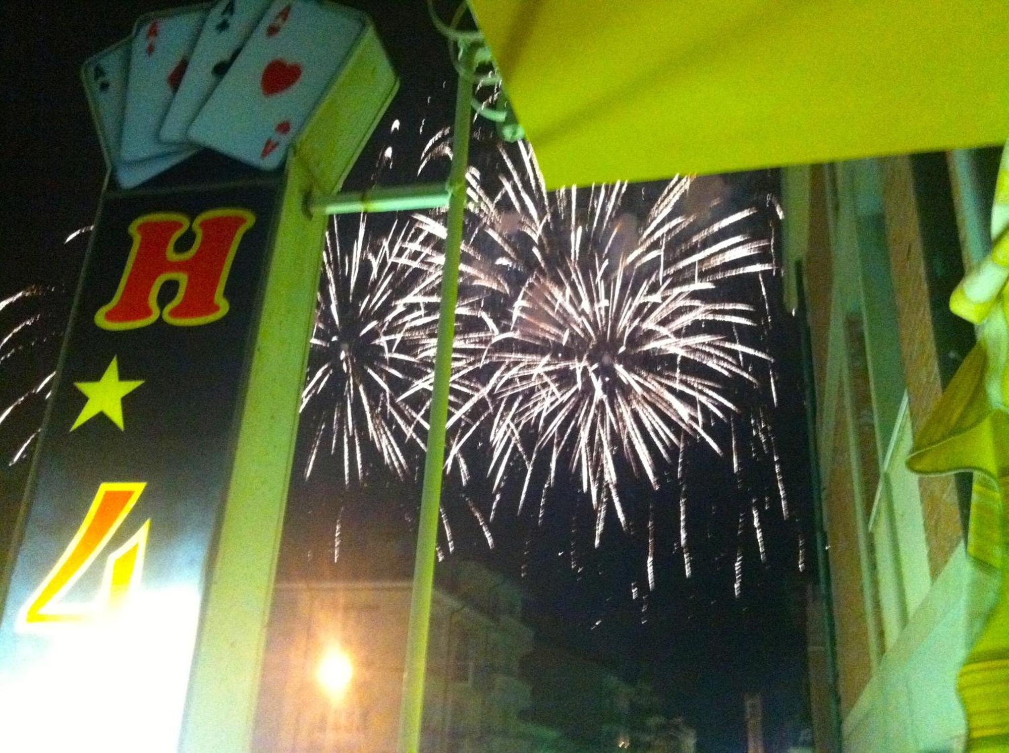 Hotel I 4 Assi Viareggio Bagian luar foto