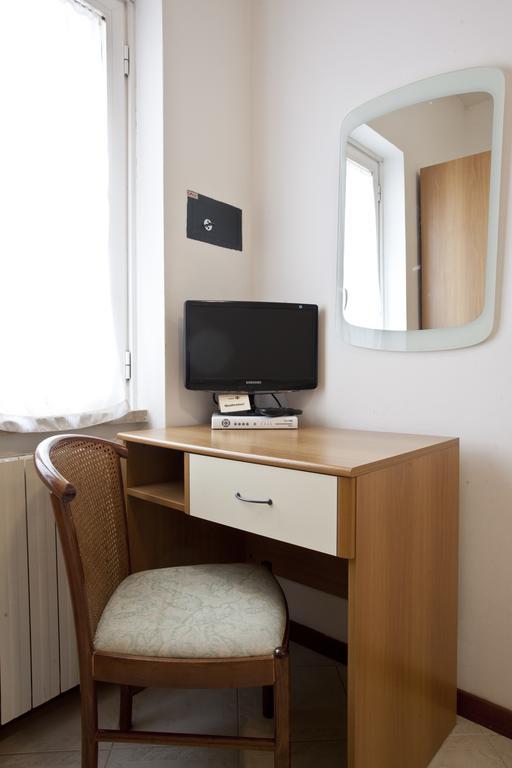 Hotel I 4 Assi Viareggio Bagian luar foto