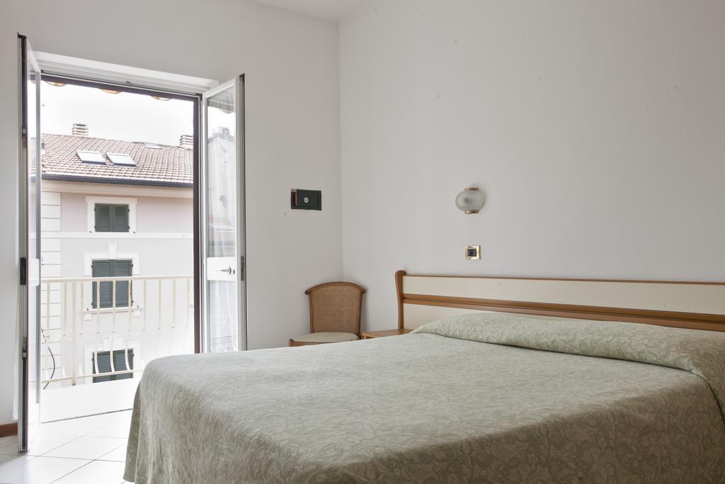 Hotel I 4 Assi Viareggio Bagian luar foto