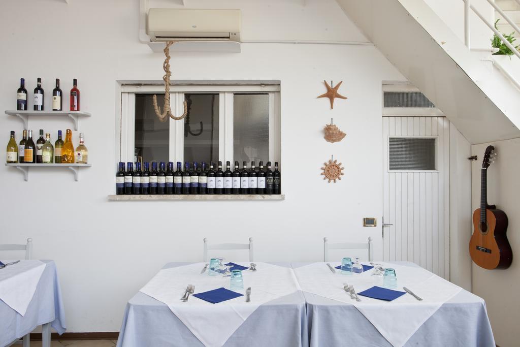 Hotel I 4 Assi Viareggio Bagian luar foto
