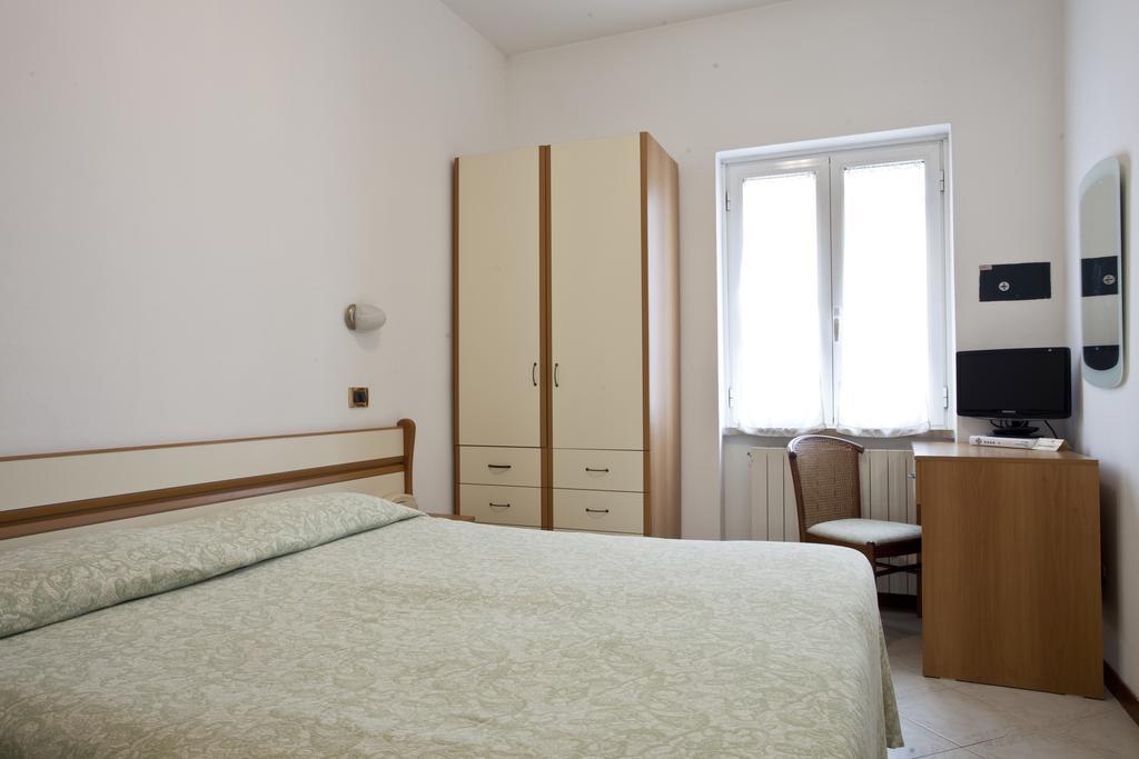 Hotel I 4 Assi Viareggio Bagian luar foto